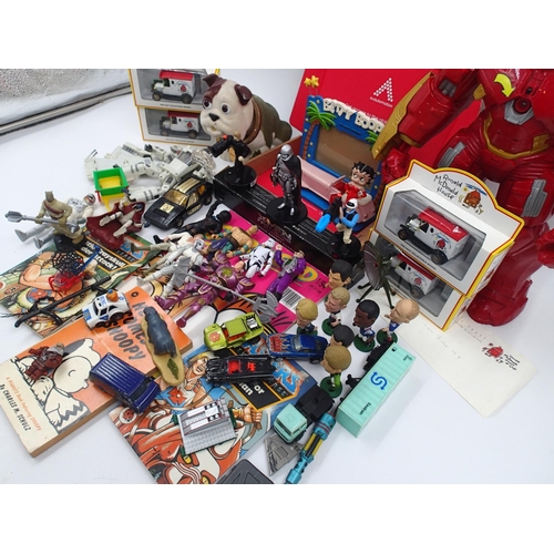 2118 - Forty boxed and unboxed mixed toys to include 1980s collectable Ronald McDonald toys, Corgi Spidey-C... 