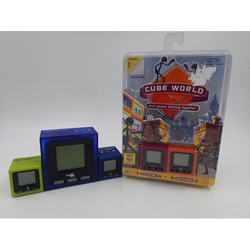 2121 - Boxed and sealed Series 1 Cube World #15039 with unboxed Series 2 items, batteries required. UK P&P ... 