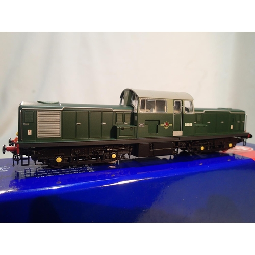 2179 - OO  gauge Heljan 17001 class 17 diesel, D8568, green, late crest, near mint, storage wear to box. UK... 