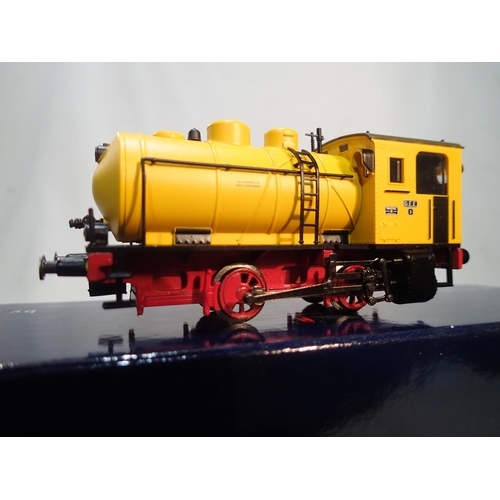 2205 - HO gauge Liliput 102902 Henschel Fireless locomotive BFL 12/2.25, G.E.E, number three, yellow, near ... 