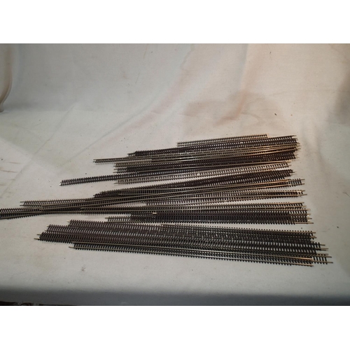 2222 - N gauge, quantity of good used flexi track, part lengths only. UK P&P Group 1 (£16+VAT for the first... 