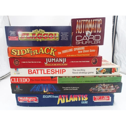 2241 - Eight boxed games to include Escape from Atlantis, Side Track and Jumanji. UK P&P Group 2 (£20+VAT f... 