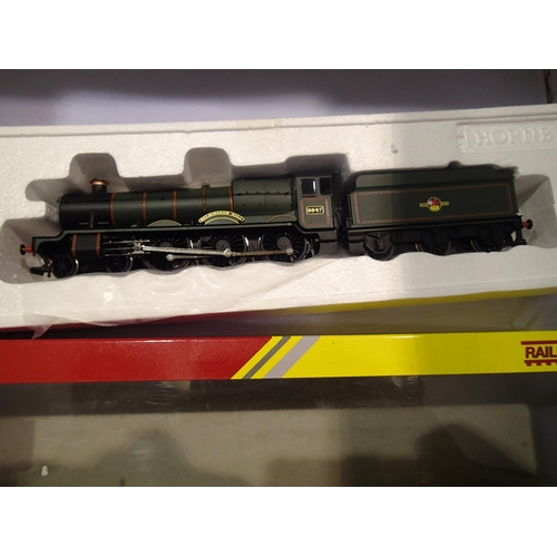 2016 - OO scale Hornby R3499, Hall class, Helmingham Hall, 6947, BR green, late crest, near mint, box with ... 