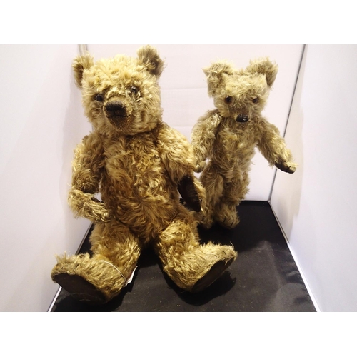 2260 - Vintage Merrythought plush bear and another. UK P&P Group 2 (£20+VAT for the first lot and £4+VAT fo... 