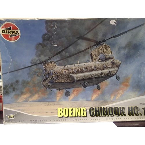 2279 - Airfix 1/72 scale Boeing Chinook HC1, appears complete, unchecked, wear to box. UK P&P Group 1 (£16+... 