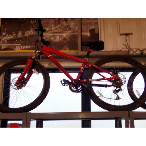 1008 - Shockwave Dirtz mountain bike with front suspension, 22inch tyres, 13.5inch frame. Not available for... 