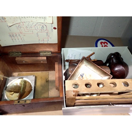 1020 - Mixed wooden items, including a box, clothes brush,  and a pen box. Not available for in-house P&P