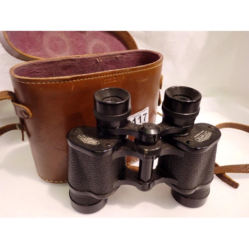 1117 - Leather cased Hartmann Wetzlar 9 x 40 binoculars. UK P&P Group 1 (£16+VAT for the first lot and £2+V... 