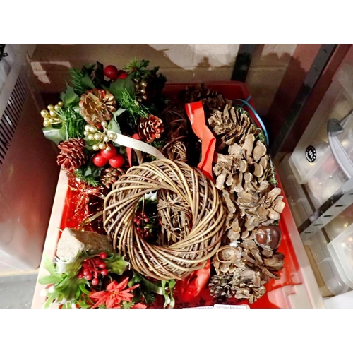 1260 - Tub of Christmas wreaths and table decorations. Not available for in-house P&P