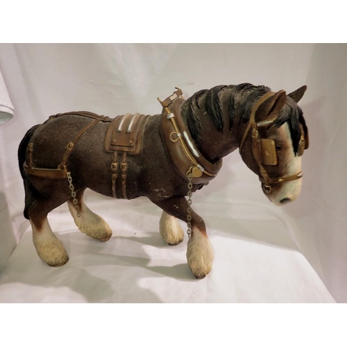 1283 - Large Leonardo Shire horse. UK P&P Group 2 (£20+VAT for the first lot and £4+VAT for subsequent lots... 