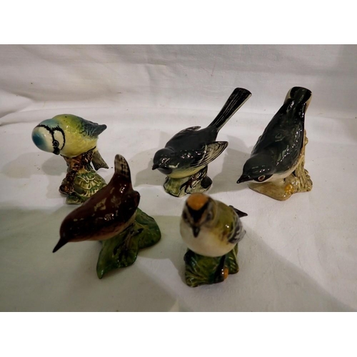 1287 - Five Beswick birds including a Blue Tit. UK P&P Group 2 (£20+VAT for the first lot and £4+VAT for su... 