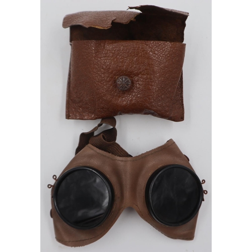 98 - Afrika Korps tinted dust googles for motorised and mountain troops, likely by Carl Zeiss (unmarked),... 