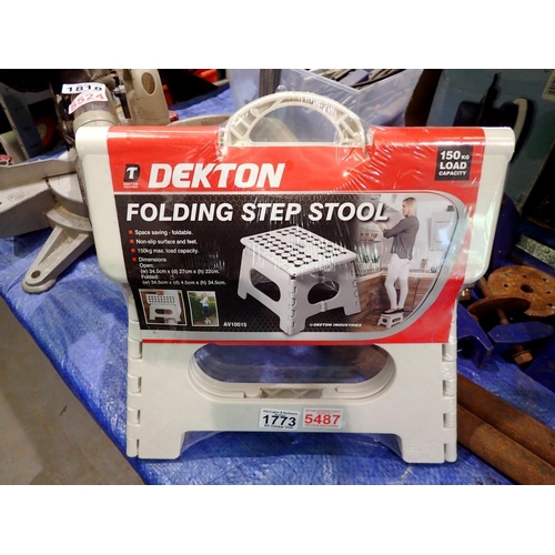 1773 - Dekton folding step stool. Not available for in-house P&P