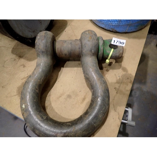 1790 - 25 ton shackle. Not available for in-house P&P