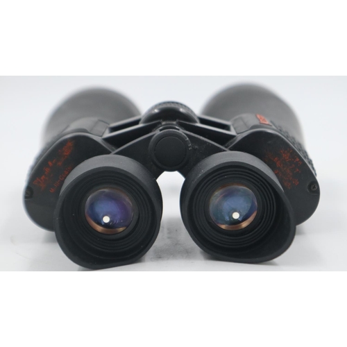 105 - Celestron Skymaster Pro Prism 25 x 70 binoculars. UK P&P Group 2 (£20+VAT for the first lot and £4+V... 