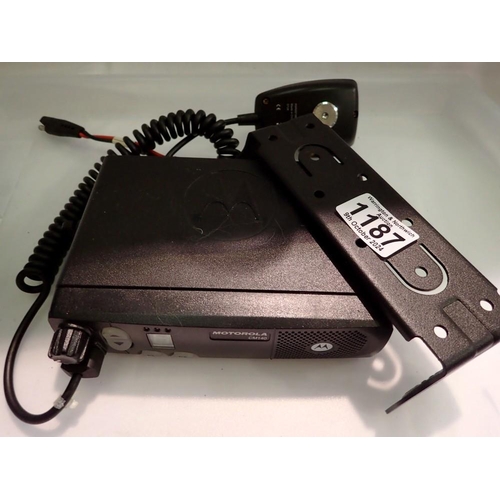 1187 - Motorola CM140 VHF two-way radio, with mic and mount. UK P&P Group 2 (£20+VAT for the first lot and ... 