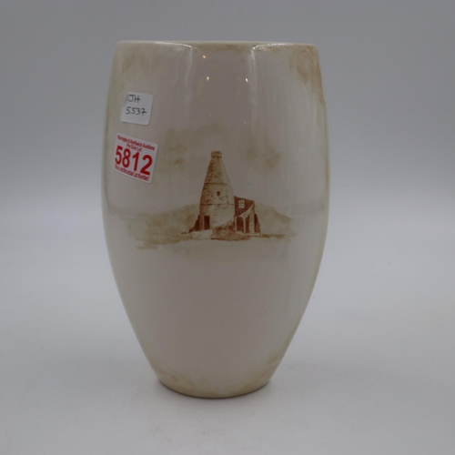 198 - Anthony Cartlidge vase with pottery worker to the front and a bottle kiln to the rear, H: 24 cm. UK ... 