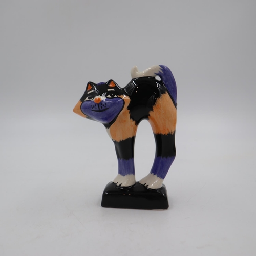 216 - Lorna Bailey cat, Rafa, no cracks or chips, H: 14 cm. UK P&P Group 1 (£16+VAT for the first lot and ... 