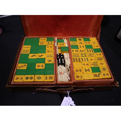 224 - Vintage leather cased Mah-Jong set. UK P&P Group 3 (£30+VAT for the first lot and £8+VAT for subsequ... 