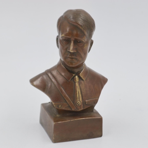 233 - Cast metal Hitler bust, H: 15 cm. UK P&P Group 2 (£20+VAT for the first lot and £4+VAT for subsequen... 