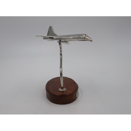 237 - Chrome Concorde on wooden base, L: 23 cm. UK P&P Group 2 (£20+VAT for the first lot and £4+VAT for s... 