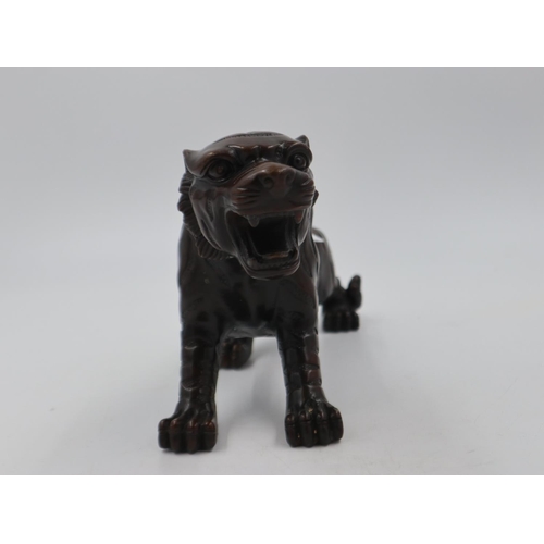 243 - Large bronze Japanese tiger, L: 33 cm. UK P&P Group 3 (£30+VAT for the first lot and £8+VAT for subs... 