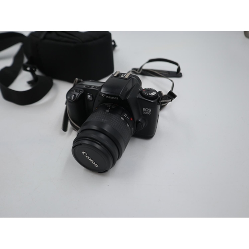 104A - Canon EOS 3000 film camera with Canon 35-80mm lens and soft case. UK P&P Group 2 (£20+VAT for the fi... 