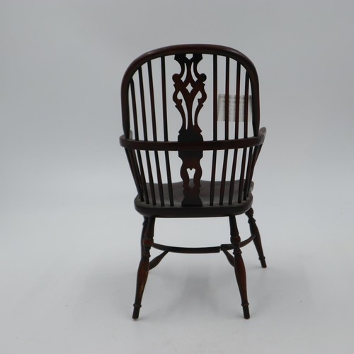 245A - Diminutive apprentices miniature Windsor chair, H: 28 cm, split to stretcher. UK P&P Group 2 (£20+VA... 