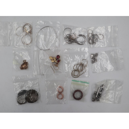 49A - Small collection of silver and other jewellery. UK P&P Group 1 (£16+VAT for the first lot and £2+VAT... 