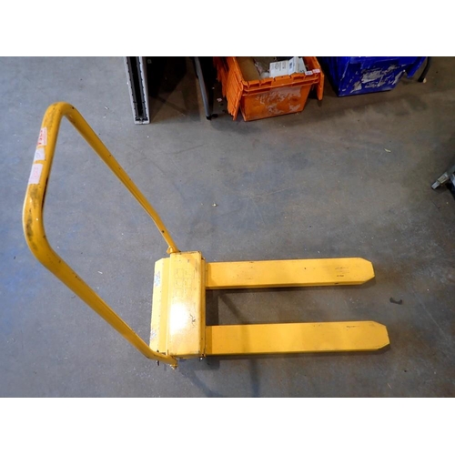 1825A - Mechanical pallet truck, Lift n Shift, 300kg. Not available for in-house P&P