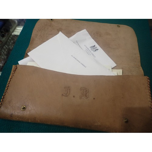 1197 - Wallet containing letters from past Prime Ministers.