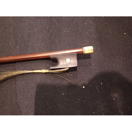 123 - 19th century violin and bow, un-named, for restoration. Not available for in-house P&P