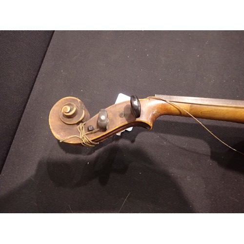 123 - 19th century violin and bow, un-named, for restoration. Not available for in-house P&P