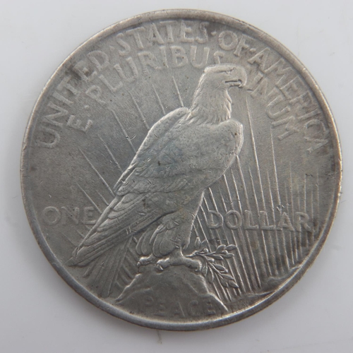 2140 - 1923 silver American Peace dollar. UK P&P Group 0 (£6+VAT for the first lot and £1+VAT for subsequen... 