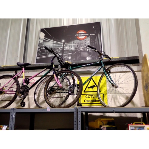 1055 - Two adult bikes, for restoration. Not available for in-house P&P