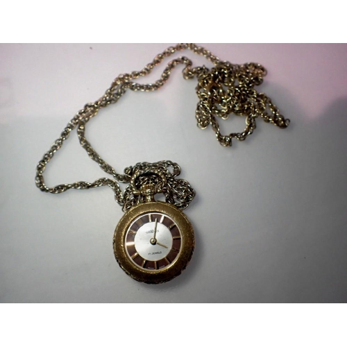 1062 - Gold plated ladies fob watch with chain. UK P&P Group 0 (£6+VAT for the first lot and £1+VAT for sub... 