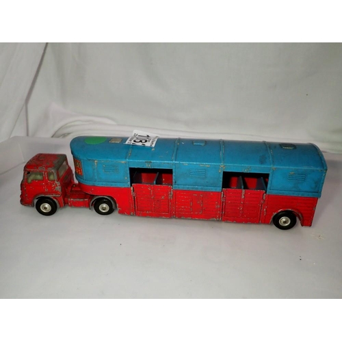 1082 - Corgi Major toys Chippenfield articulated horse box. UK P&P Group 1 (£16+VAT for the first lot and £... 