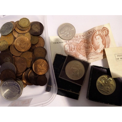 1094 - Quantity of mixed coins and a ten shilling note. UK P&P Group 1 (£16+VAT for the first lot and £2+VA... 