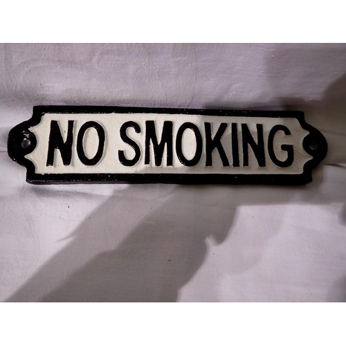 1260 - Cast iron rectangular No Smoking sign, L: 20 cm. UK P&P Group 1 (£16+VAT for the first lot and £2+VA... 