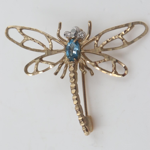 38 - 9ct gold butterfly form brooch set with blue topaz, 3.6g, L: 32 mm, W: 40 mm. UK P&P Group 0 (£6+VAT... 