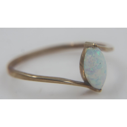 64 - 9ct gold opal set ring, size P, 1.1g. UK P&P Group 0 (£6+VAT for the first lot and £1+VAT for subseq... 