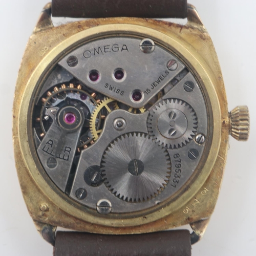 87 - OMEGA: 18ct gold cased 1930s gents wristwatch with subsidiary seconds dial, working at lotting. UK P... 