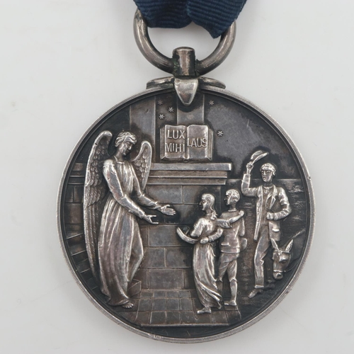 90 - Training Ship Shaftesbury silver medal, awarded for Superior Conduct, dated 1894. UK P&P Group 1 (£1... 