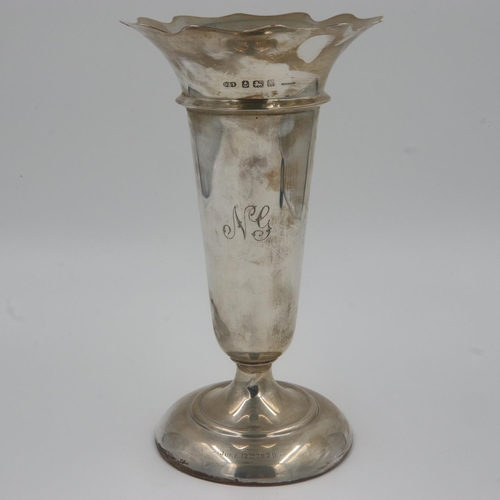 118 - George V hallmarked silver flared vase, Birmingham 1922, with initials to body and date inscription ... 