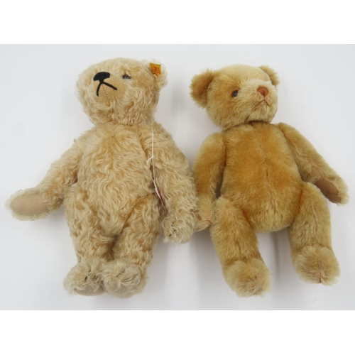 142 - Steiff mohair bear, H: 30cm, and a Gund mohair bear with growler, H: 30cm. UK P&P Group 2 (£20+VAT f... 