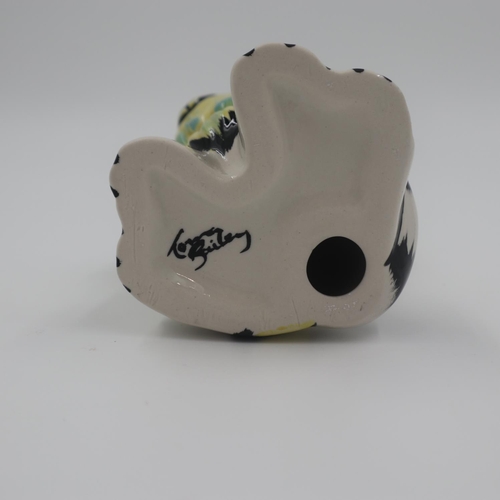 212 - Lorna Bailey dog, Wuf-Wuf, no cracks or chips. H: 12cm. UK P&P Group 1 (£16+VAT for the first lot an... 