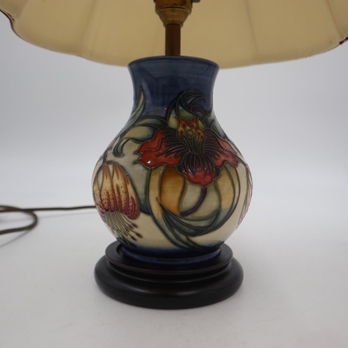 272 - Moorcroft table lamp in the Anna Lily pattern with original Moorcroft silk shade, overall H: 44 cm. ... 