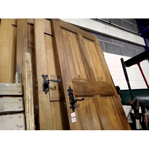 1729 - Four stained pine doors, 76 x 198 cm H, W: 35 mm. Not available for in-house P&P