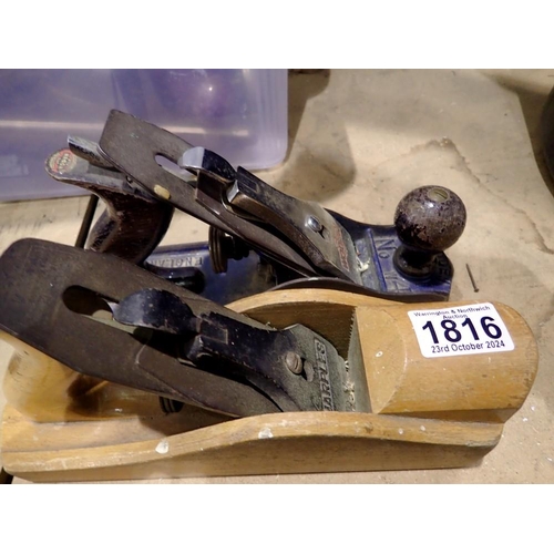 1816 - Wooden No. 4 plane and a Marples box plane. Not available for in-house P&P