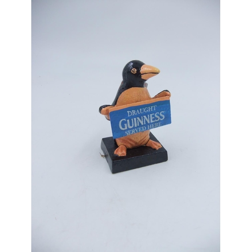 331 - Cast Guinness penguin. H:12cm. UK P&P Group 1 (£16+VAT for the first lot and £2+VAT for subsequent l... 